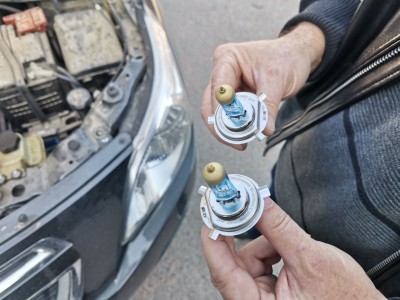 Як дізнатися які лампи стоять у фарах